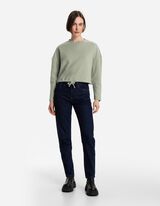 Įvertas rai&scaron;telis apačioje - zalias