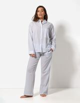 Pyjama Set aus Langarmshirt und Hose  - Streifen - weiß