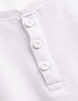 Tričko - Gomb&iacute;kov&aacute; li&scaron;ta - biely