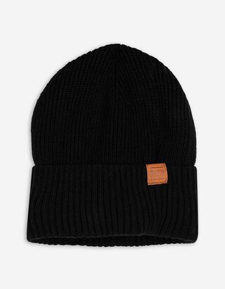 Sapka - Egysz&iacute;nű - fekete