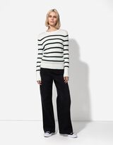 Trui - Sierknopen - wit