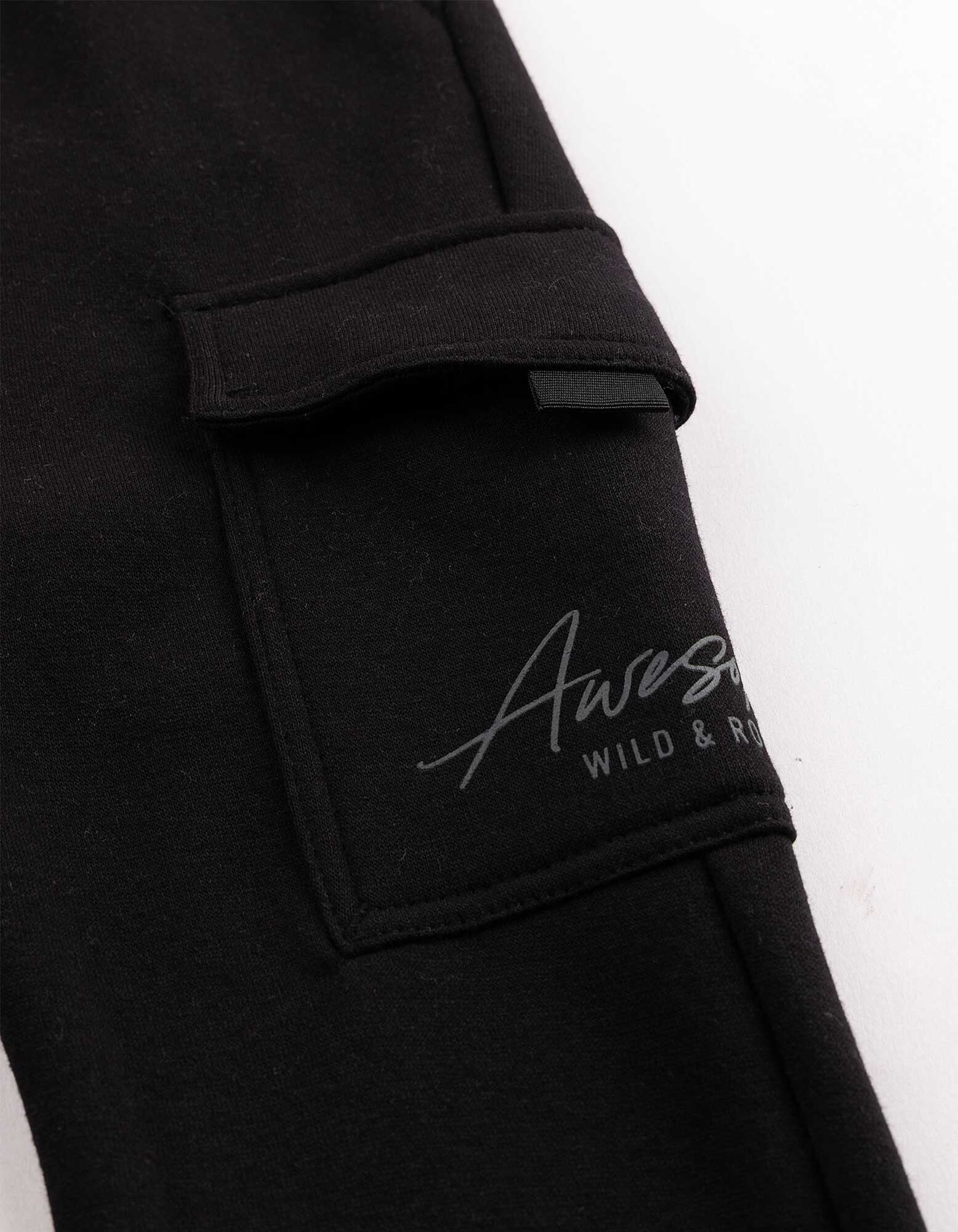 Set aus Sweatshirt und Hose - Color-Blocking - Dunkelgrau