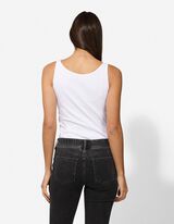 Pod&iacute;l streče - b&iacute;l&aacute;