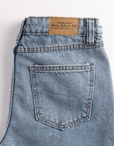 Jeans - Stickereien - blau