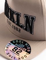 K&scaron;iltovka - V&yacute;&scaron;ivka - b&eacute;žov&aacute;