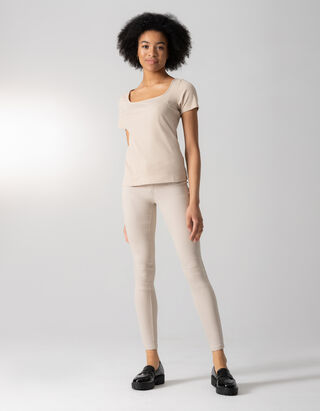 T-shirt - Encolure carr&eacute;e - Beige