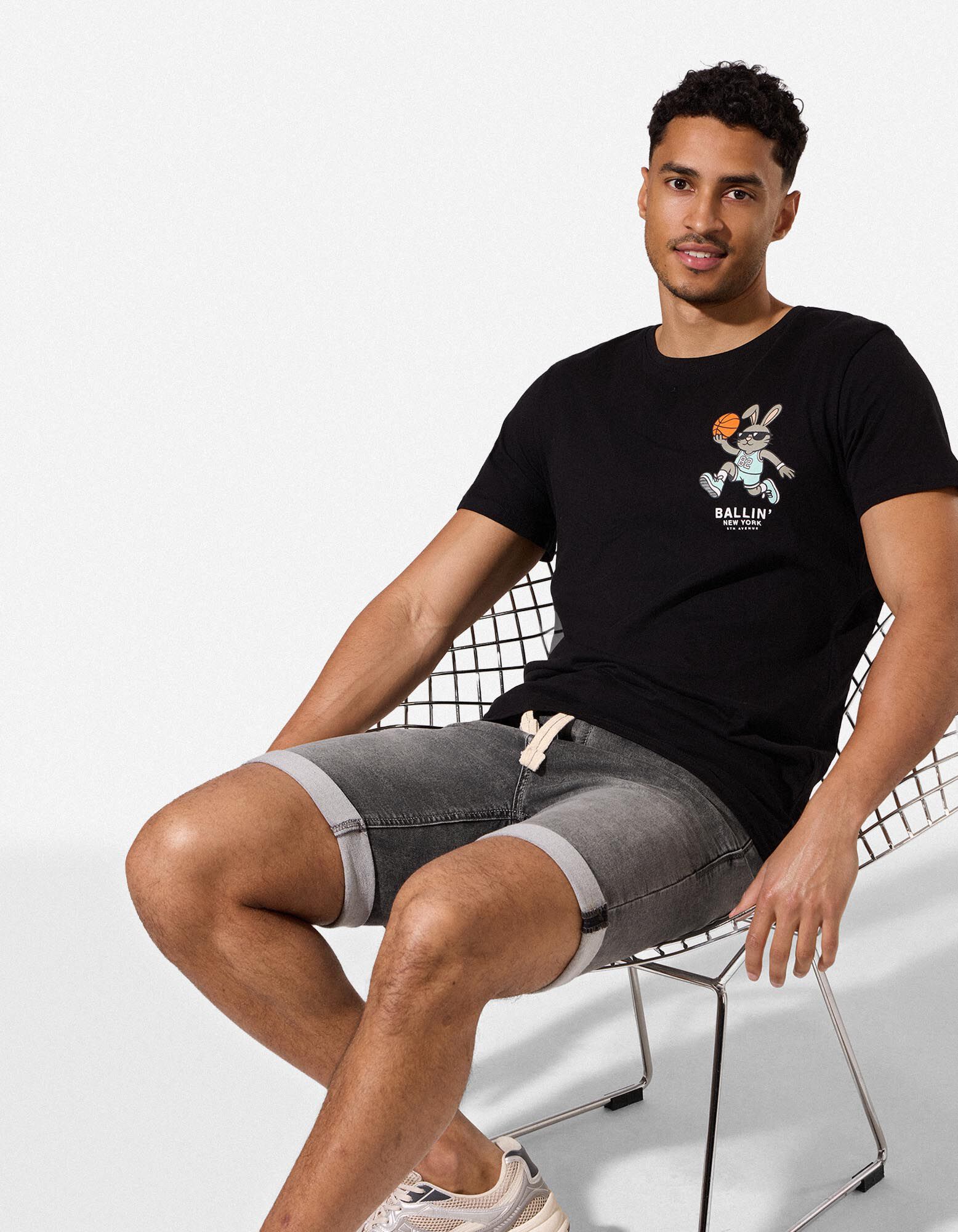 Short - D&eacute;tail nou&eacute; - Gris