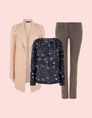 Romantisch mit Rose und Rosa