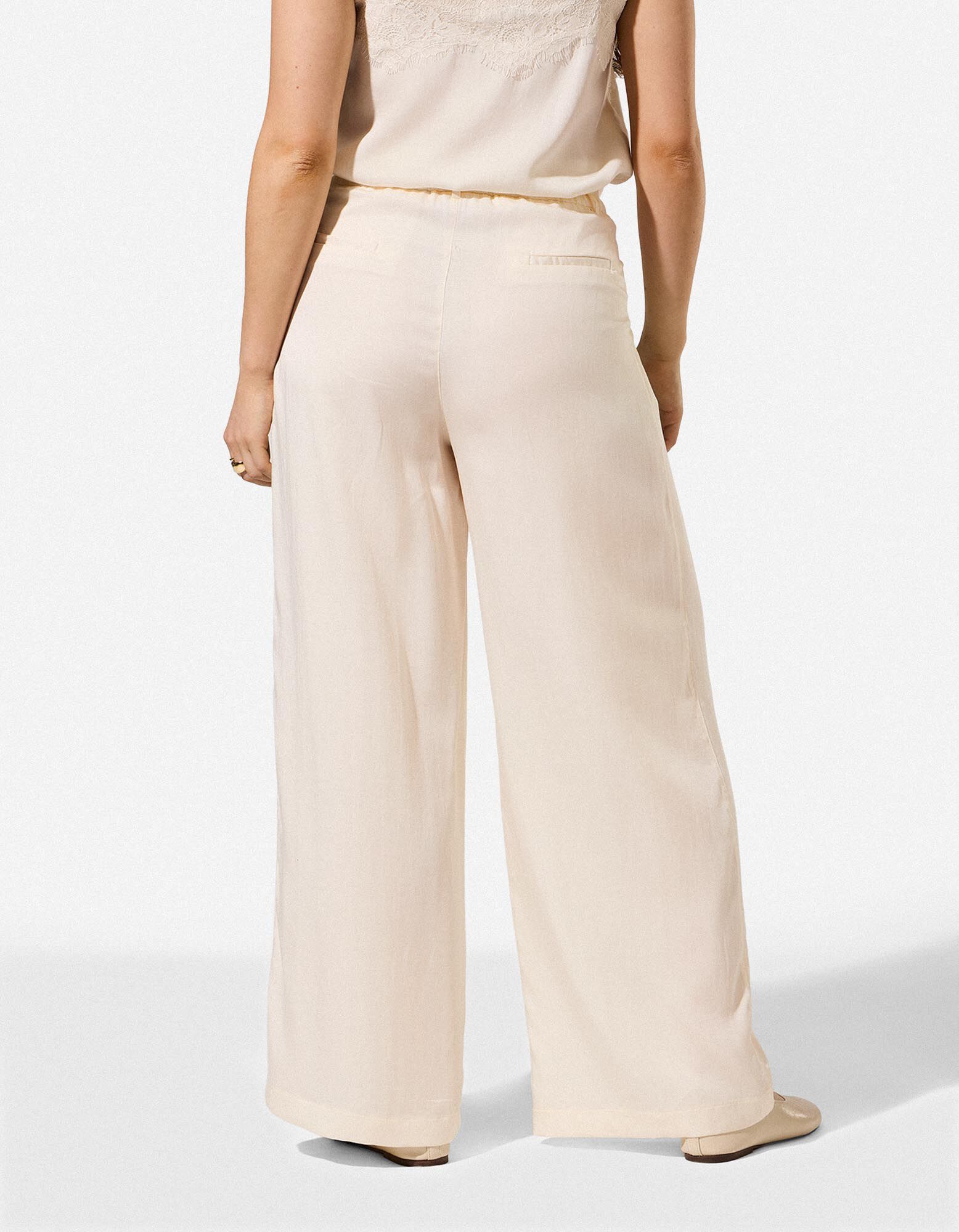 Hose - Wide Fit - Off-White