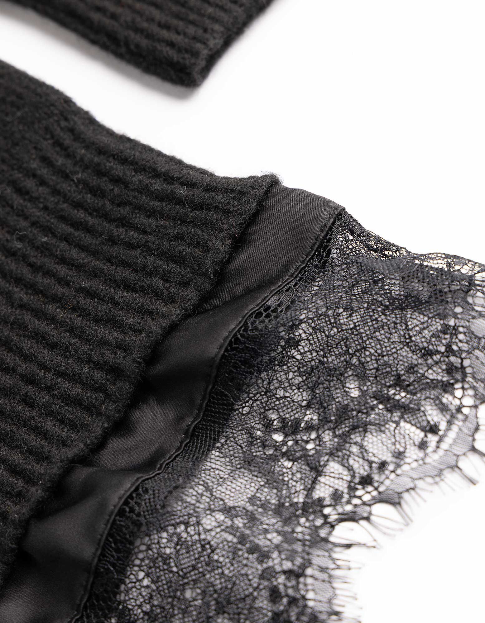 Pullover - Spitzenbesatz - Schwarz