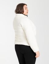 Cipz&aacute;ros meleg&iacute;tőfelső - Pl&uuml;ss - feher