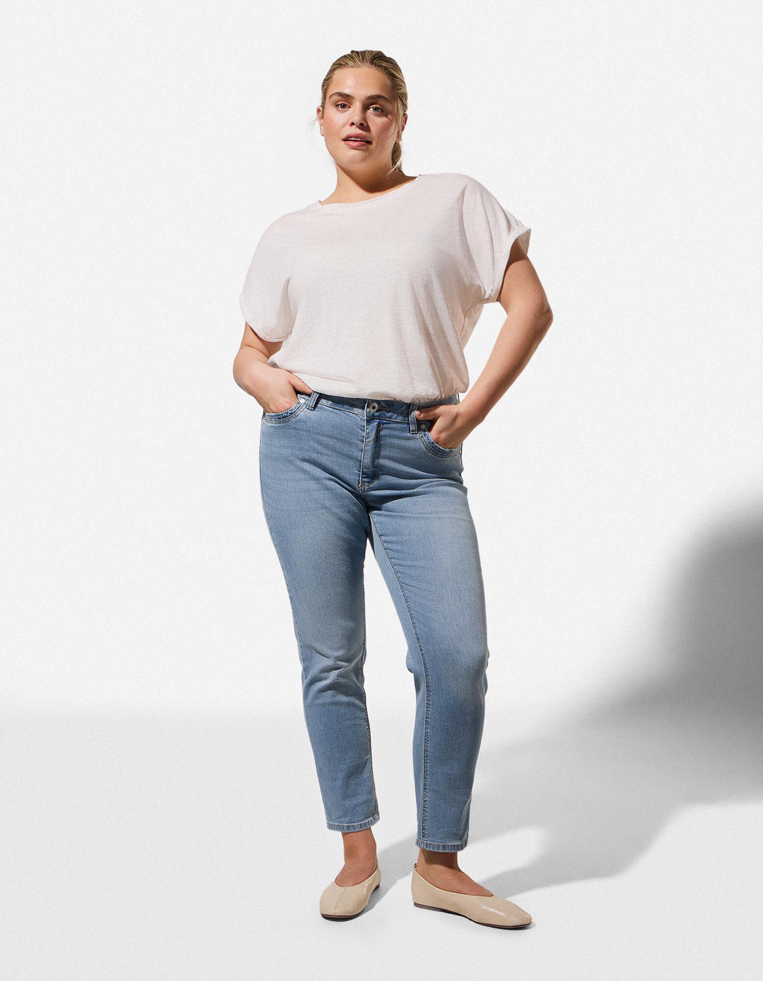 Jeans - Wascheffekte - hellblau