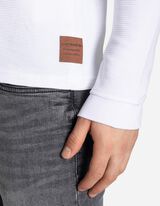 Hossz&uacute; ujj&uacute; felső - Lezser fazon - feher