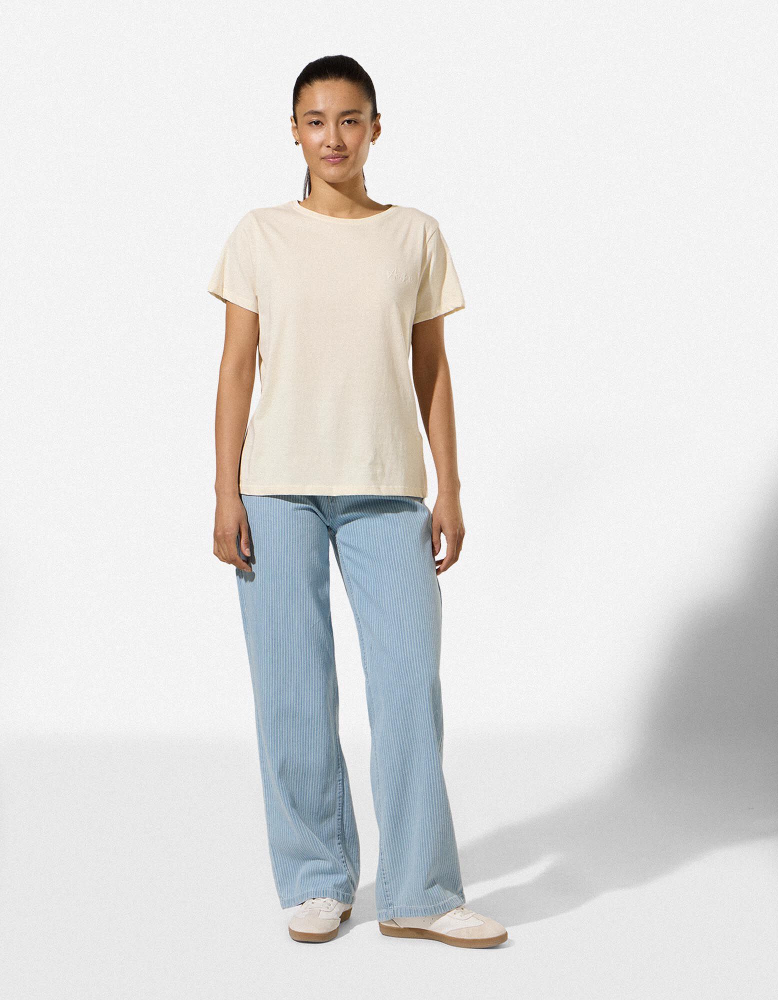 T-shirt - Borduursels - Lichtgeel