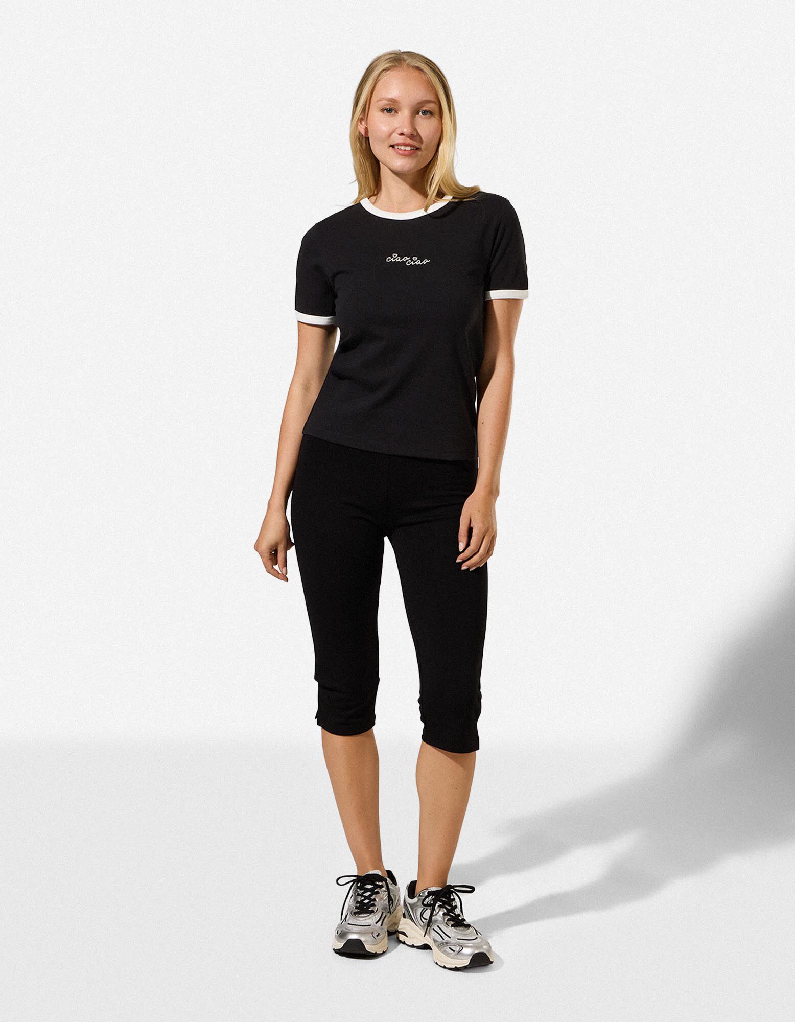 T-shirt - Borduursel - Zwart