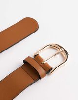 &Ouml;v - Bőrhat&aacute;s&uacute; - barna