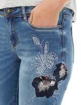 Damen Stone Washed Skinny Fit Jeans mit floraler Stickerei