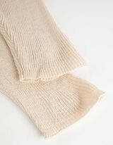 Pletený sveter - Znížené prieramky - bezova