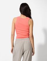 Topp - soonikuline struktuur - helepunane