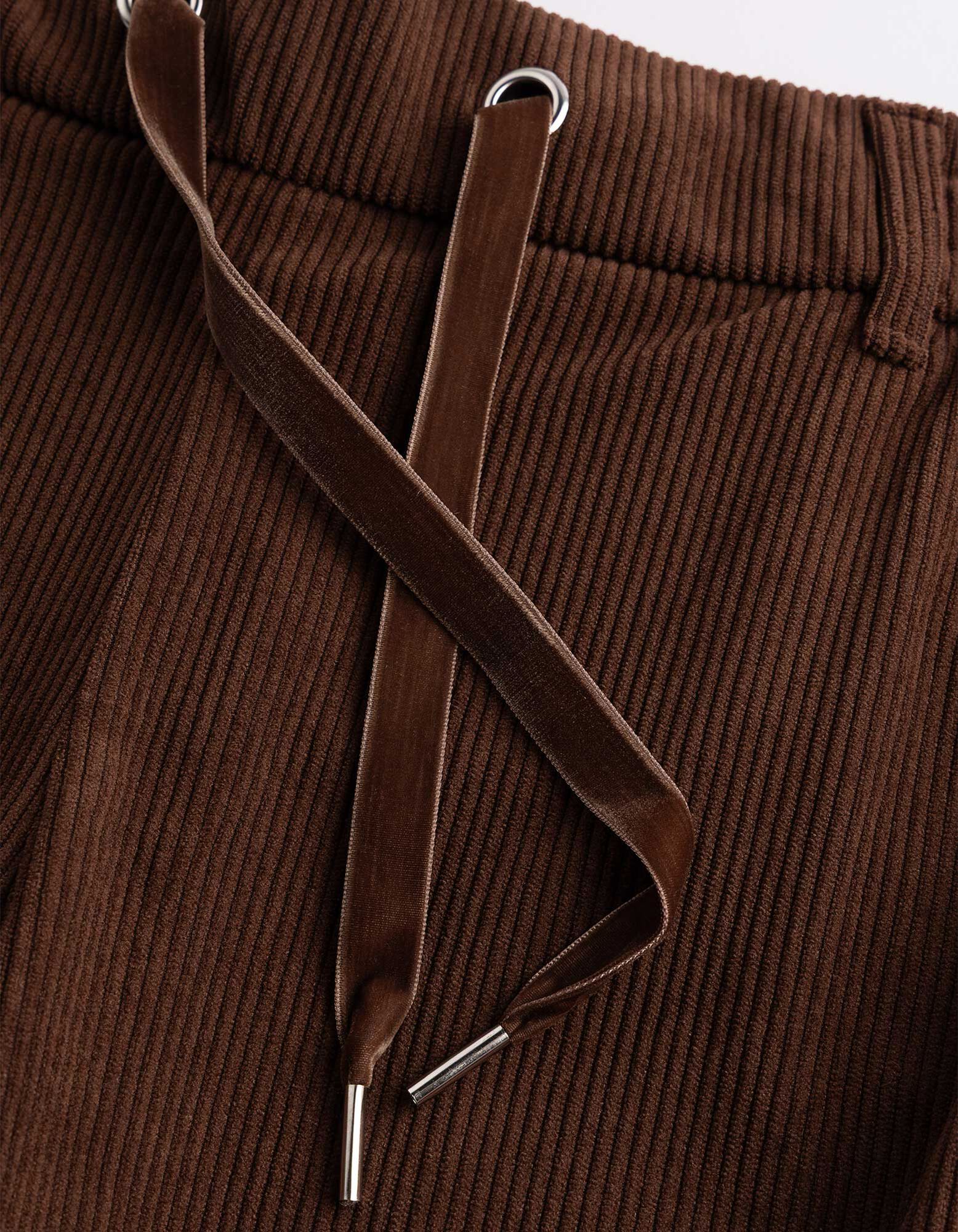 Cordhose - Elastischer Bund - Braun