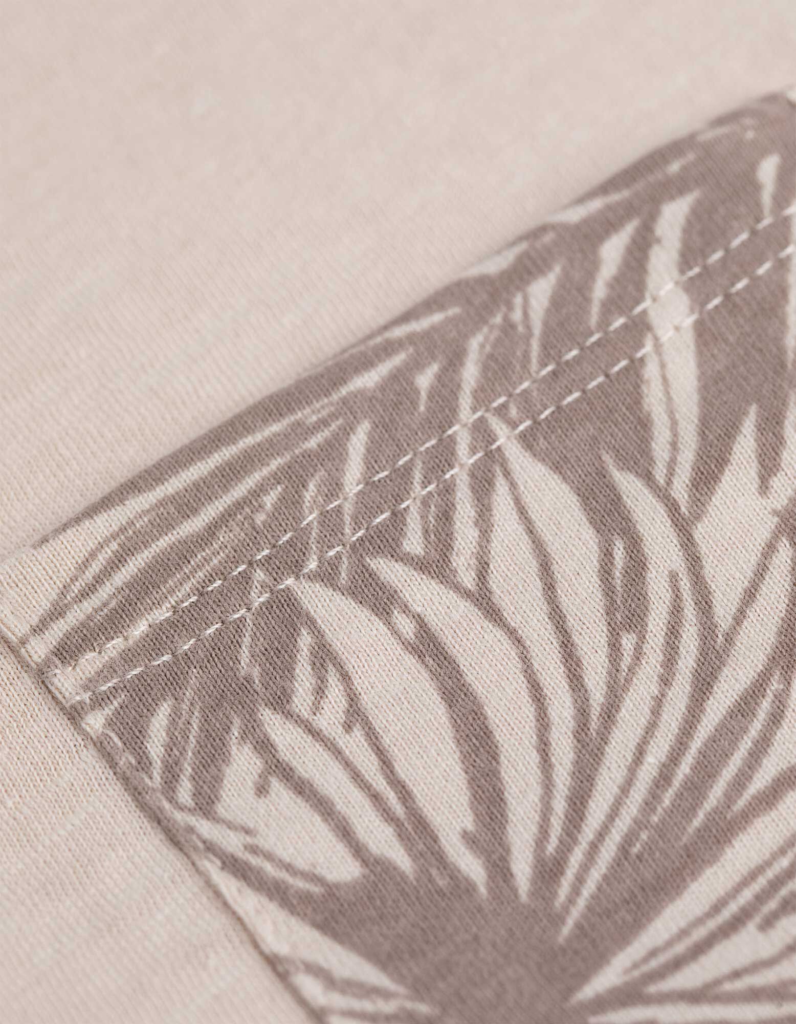 T-Shirt - Brusttasche - beige