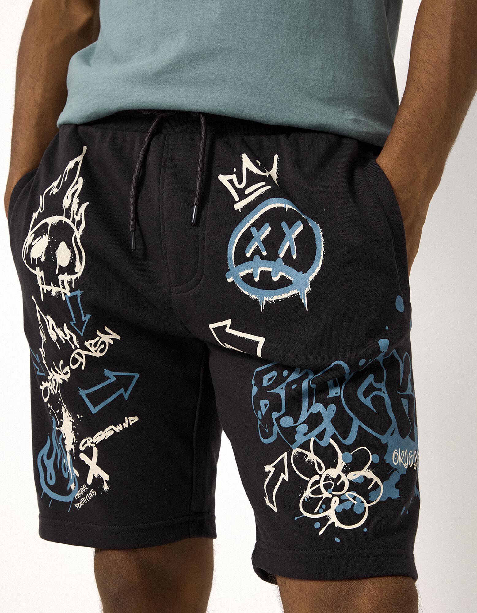 Shorts - Allover-Print - Dunkelgrau
