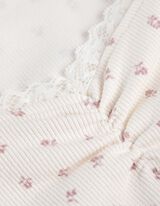 Póló - Csipkerátéttel - feher