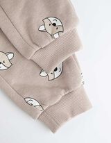 Sweatshirt és nadrág szett - Elszórt nyomott minta - bézs