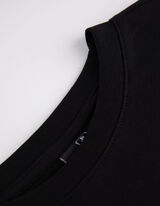 Hossz&uacute; ujj&uacute; felső