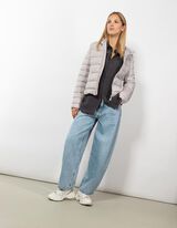 Steppelt dzseki - V&iacute;zlepergető - b&eacute;zs