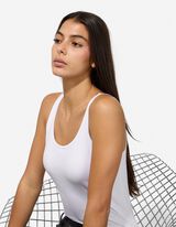 Pod&iacute;l streče - b&iacute;l&aacute;