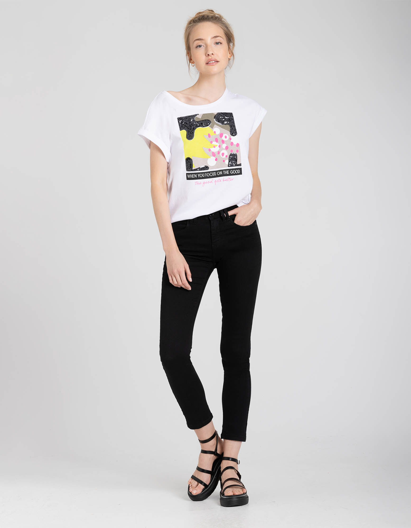 T-shirt - Ornement paillet&eacute; - blanc