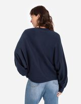 Bliuzonas - Plačios rankovės - tamsiai melynas