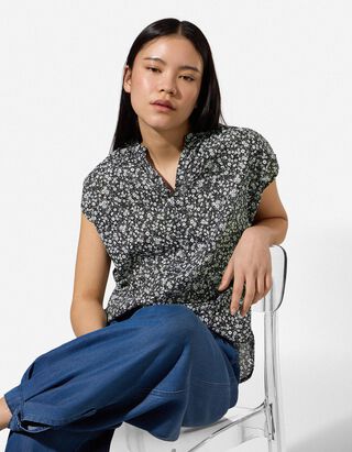 Blusenshirt - Allover-Print - schwarz