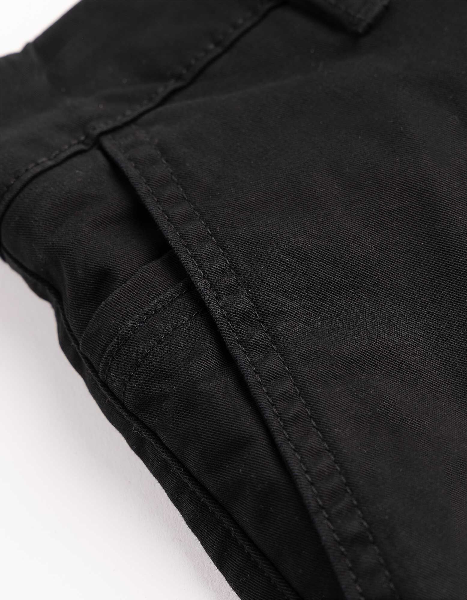 Shorts - Twill - schwarz