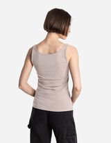 Ujjatlan felső - Alapvető - sotetbezs