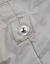 &Scaron;ortky s nakladan&yacute;mi vreckami - Pevne zafixovan&aacute; z&aacute;ložka nohav&iacute;c - svetlozelena