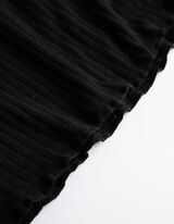 Majica kratkih rukava - Zaobljena ivica - crno