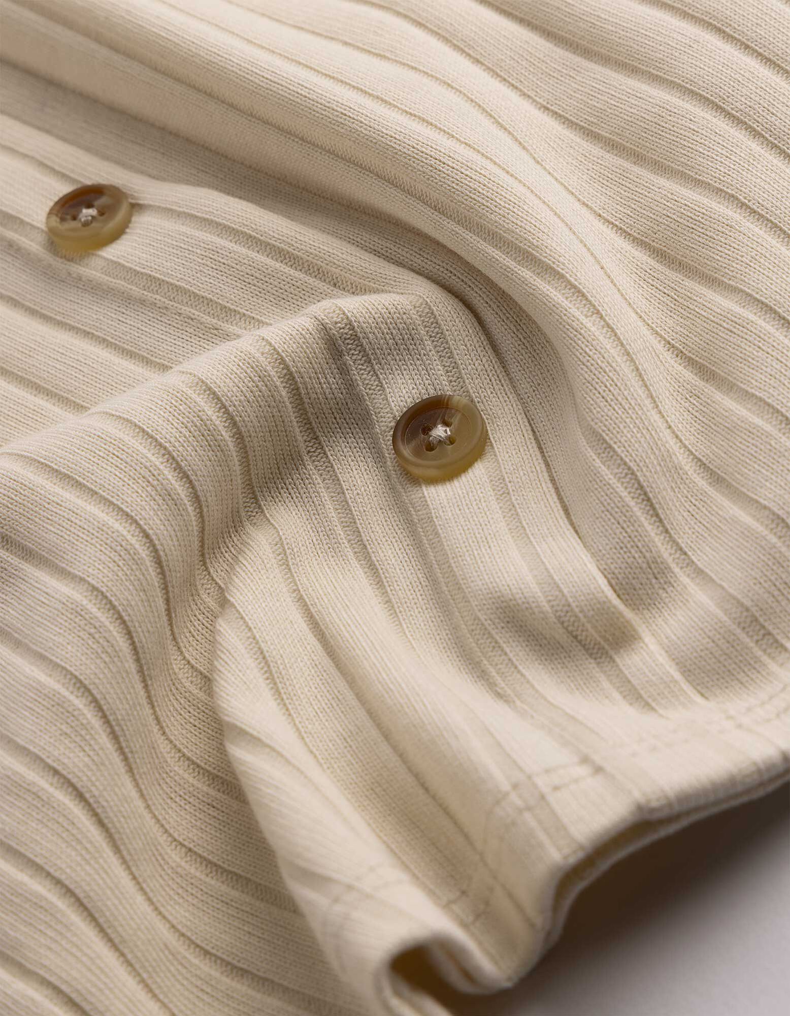 T-shirt - Patte de boutonnage - beige