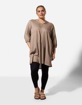 V v&yacute;střih - hneda