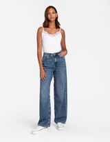 top - obszycie z koronki - bialy