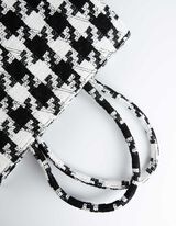 Houndstooth print - crno