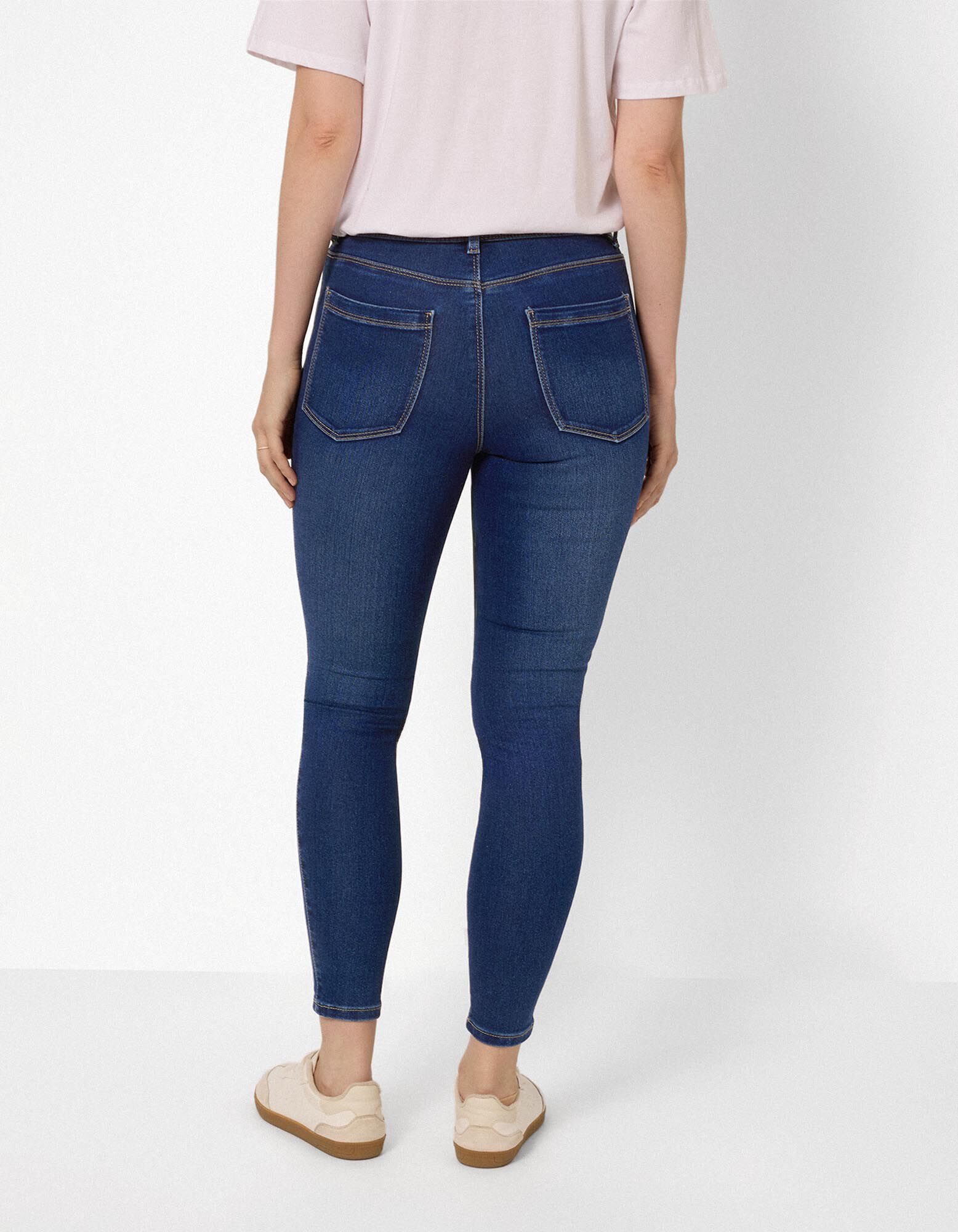 Dž&iacute;ny - Velmi přil&eacute;hav&yacute; střih Skinny Fit - Tmavě modr&aacute;