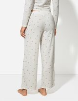 Pyžamový set tričko a nohavice - Štruktúrovaný materiál - biely