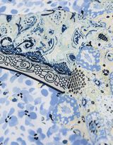 Top - Motivo allover - celeste