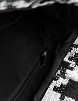 Houndstooth print - crno