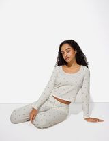 Pyžamový set tričko a nohavice - Štruktúrovaný materiál - biely