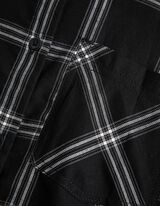 Bluză cu mânecă lungă - Buzunar pentru piept - Negru