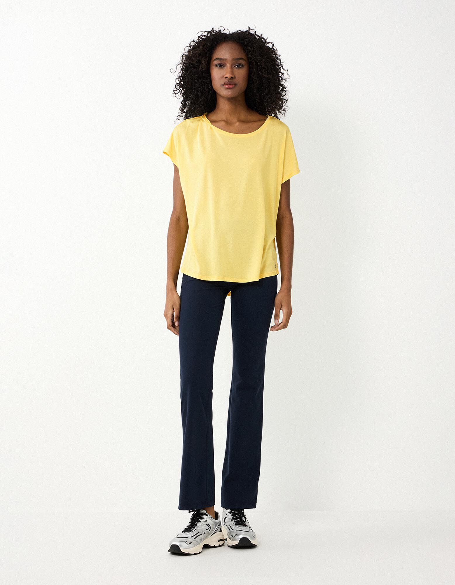 T-shirt - Ademend - Lichtgeel