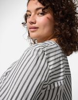 Ko&scaron;ulja - Pruge - crno